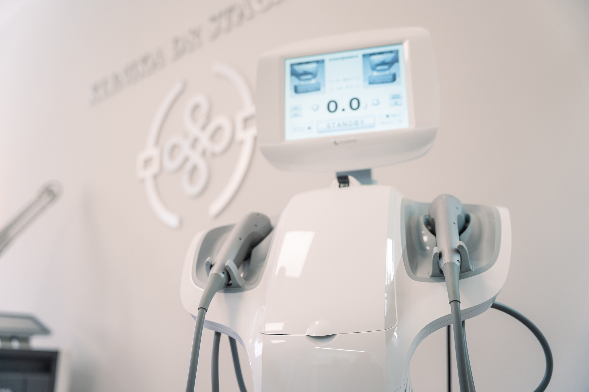 HIFU – non-invasive lifting of face and body - utraformer1